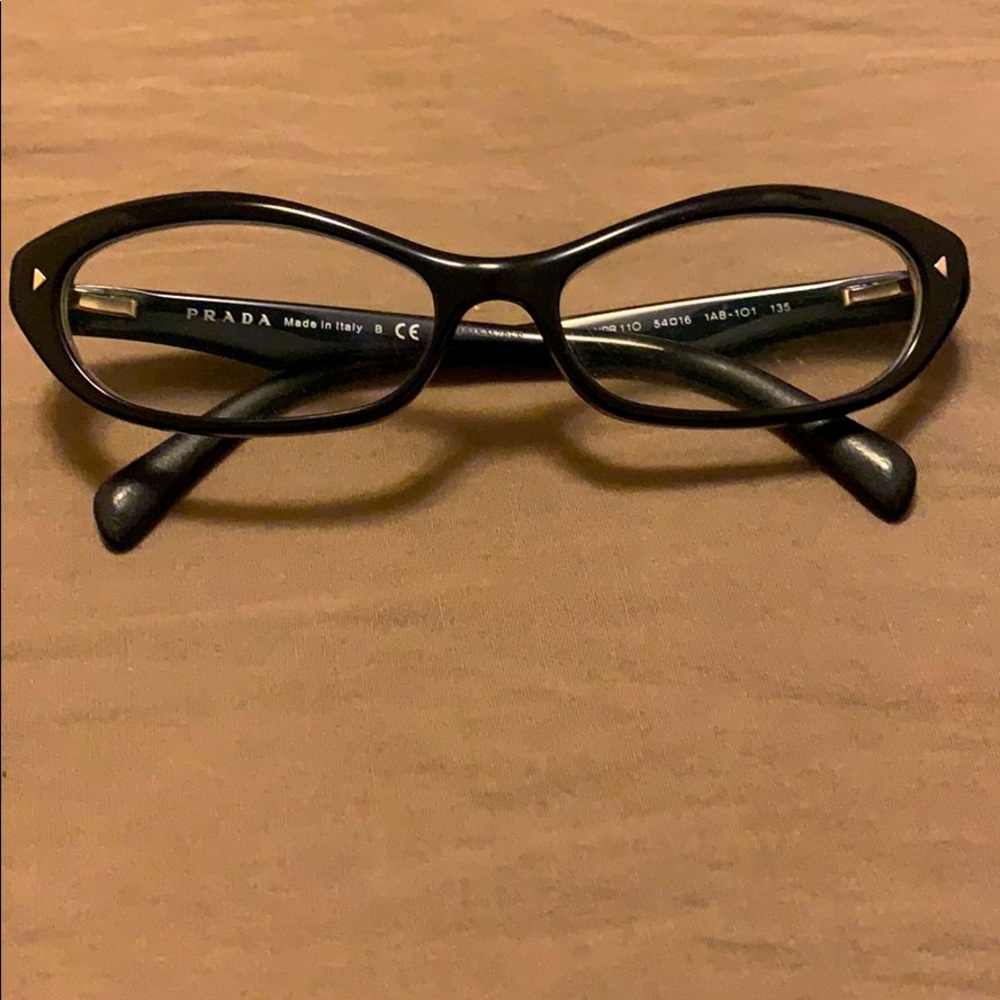 COPY - Black Prada cateye frames